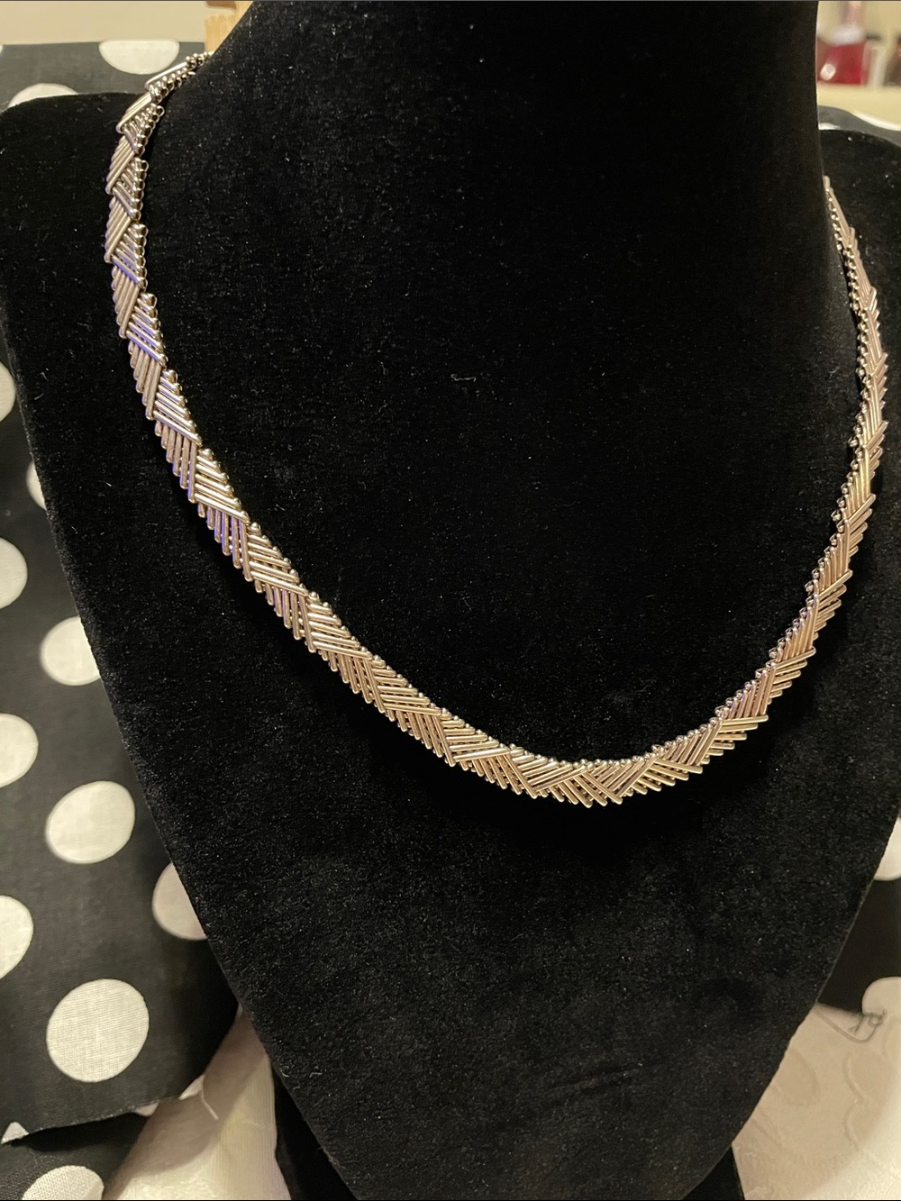 18” Crome Color, Chevron Link, Stainless Steel Necklace
